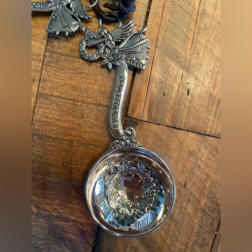 Ganz Decorative Measuring Spoons-Christmas